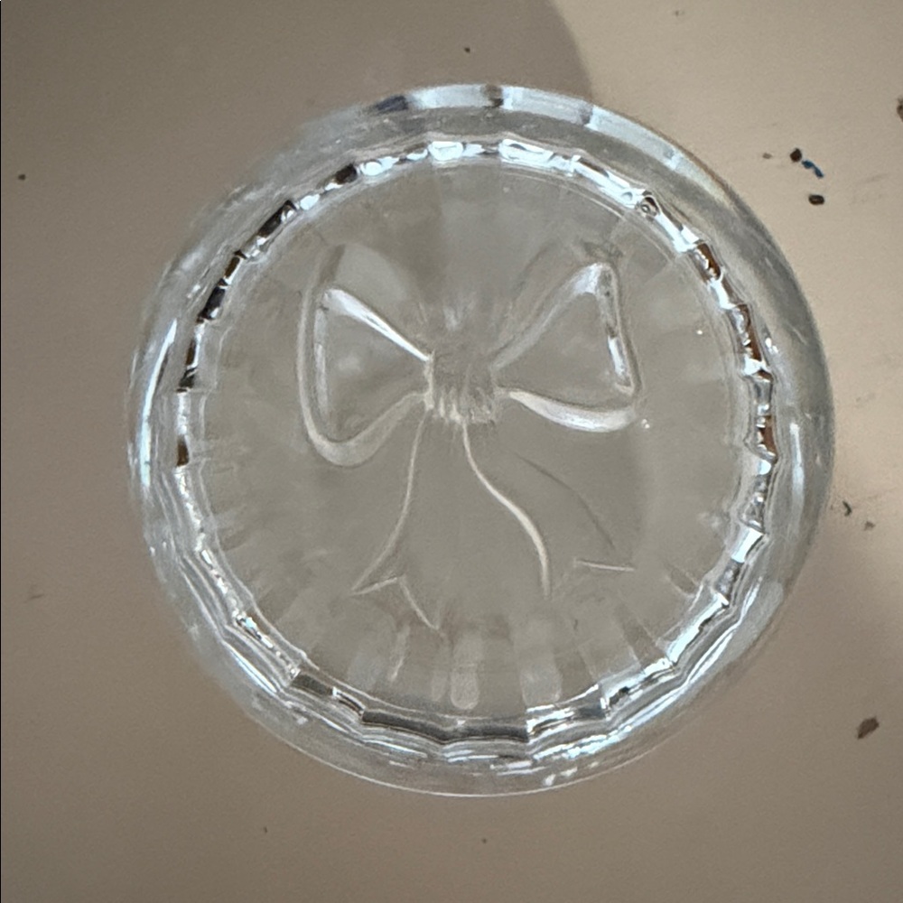 Glass trinket box